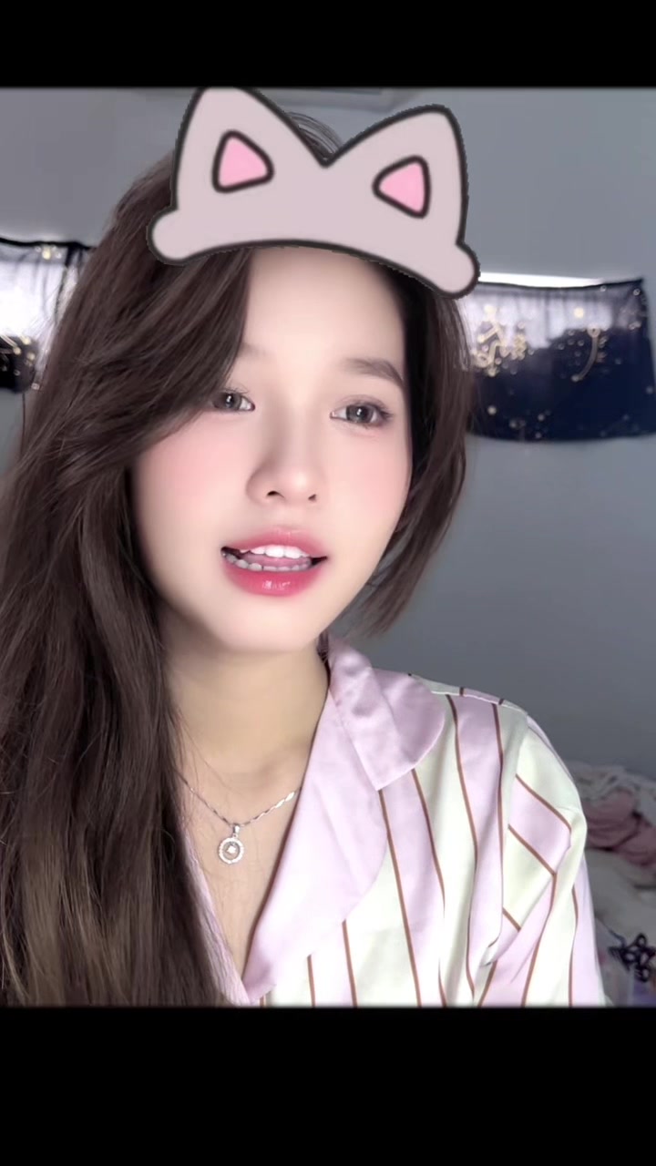 @Hồng Nhung