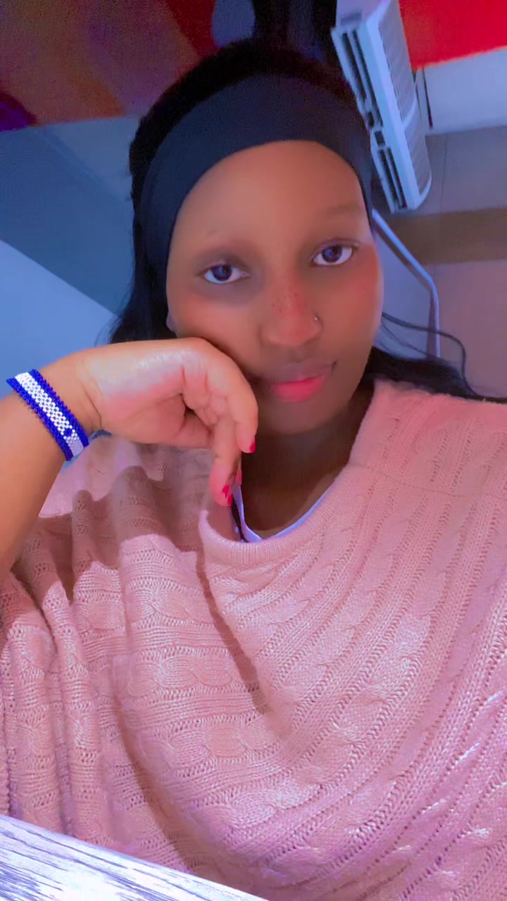 @iss 🦋mwende❣️📍🍫