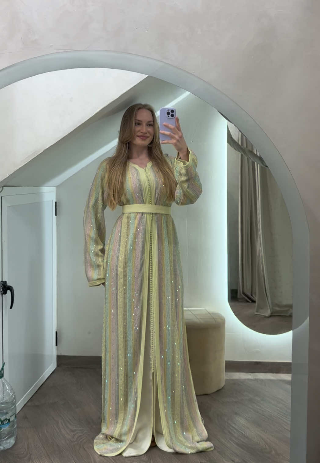@Isabella