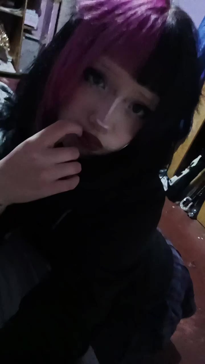 @;3