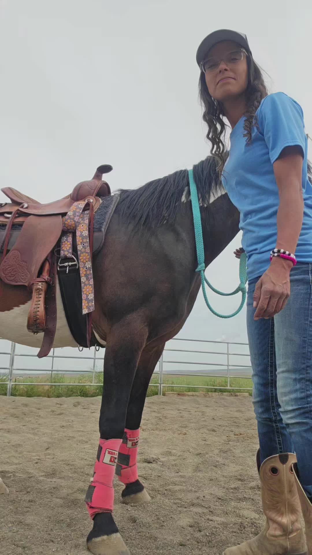 @Cowgirl Tuff Colt Training ❤️