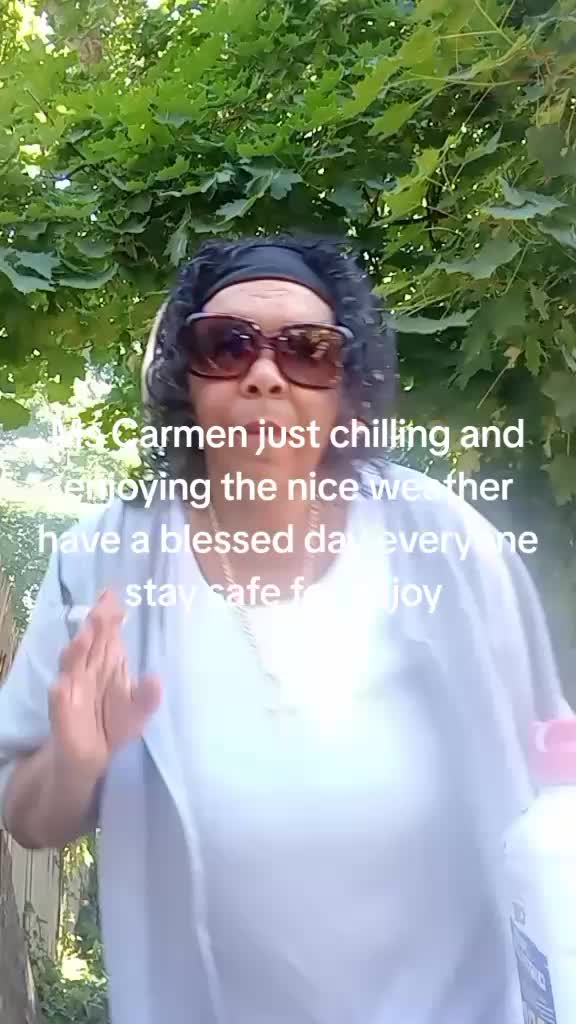 @Ms Carmen