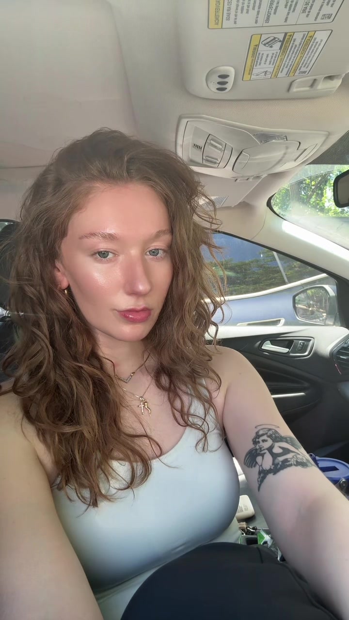 @Izzypop