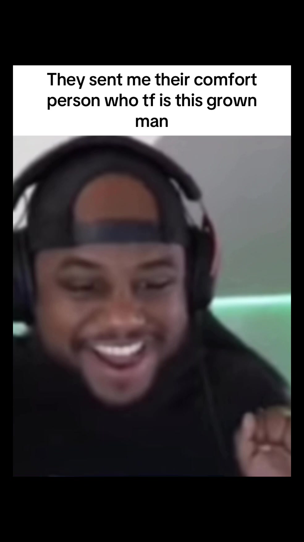 @𝐁𝐫𝐢𝐜𝐤𝐲🧱