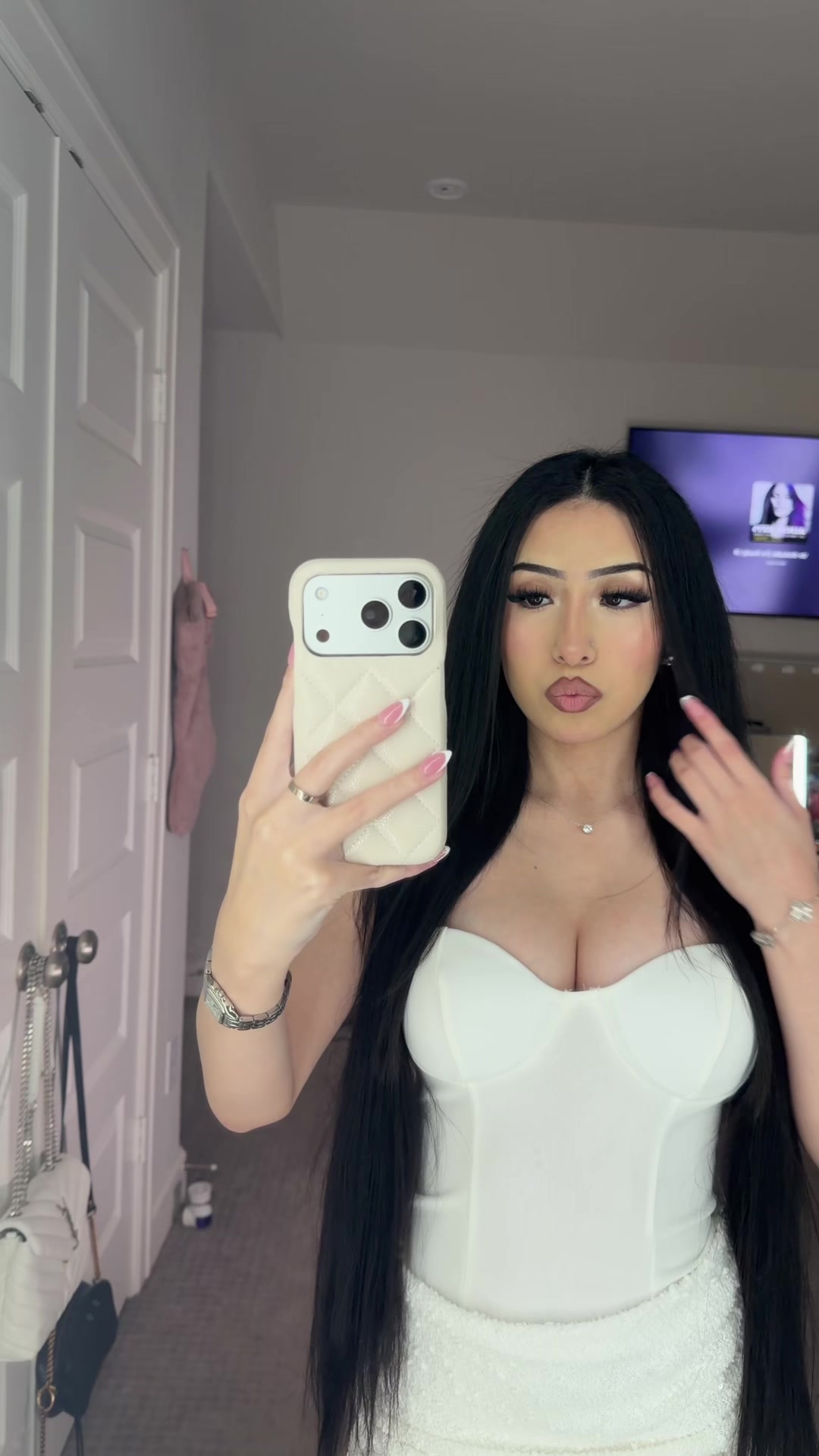 @aimeesofera