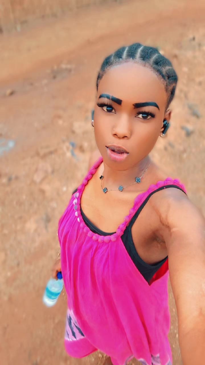 @DAOUDI YAA PRINCESSE d'amour b