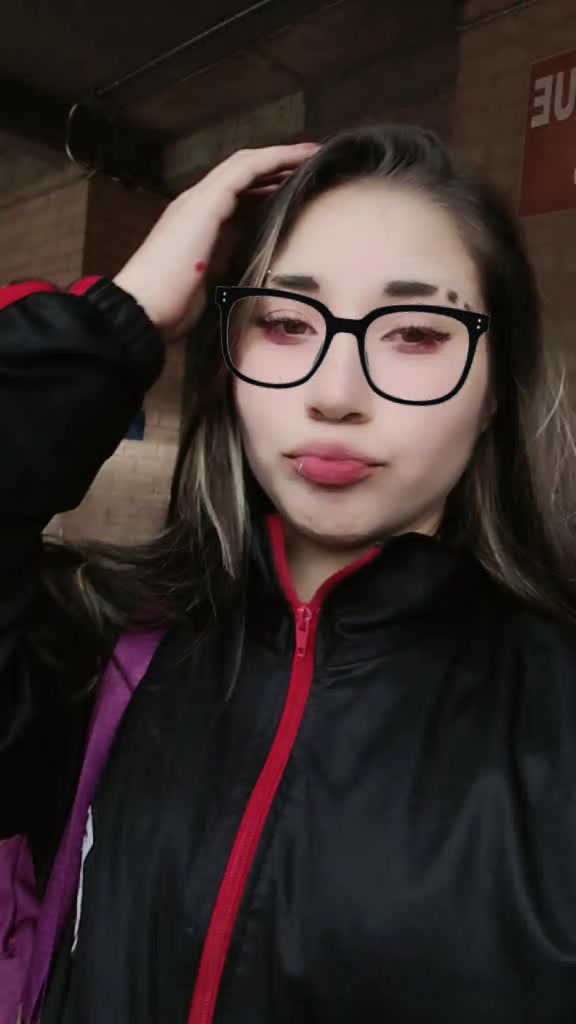 @Nik😎