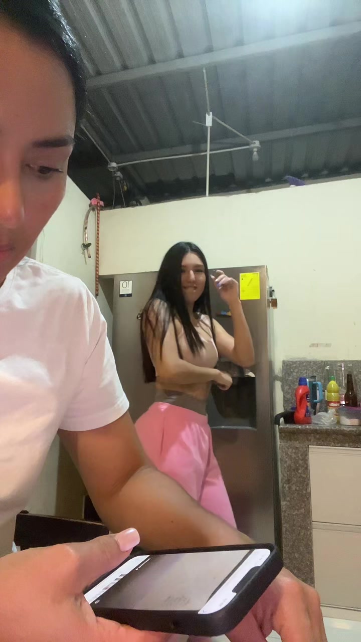 @𝒆 𝒎 𝒊 🇪🇨🦂