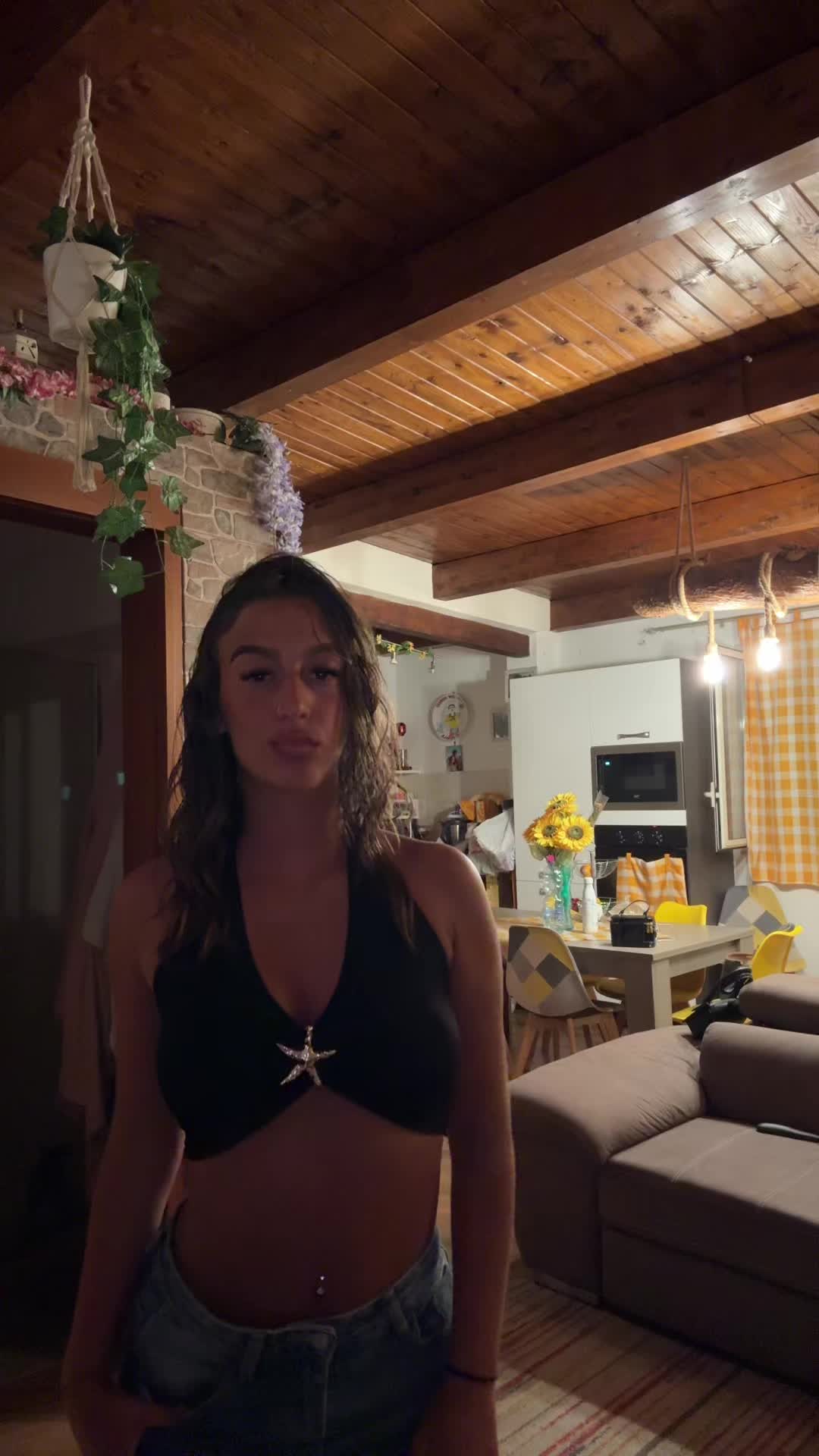 @𝐀 𝐋 𝐄 𝐒 𝐒 𝐈 𝐀