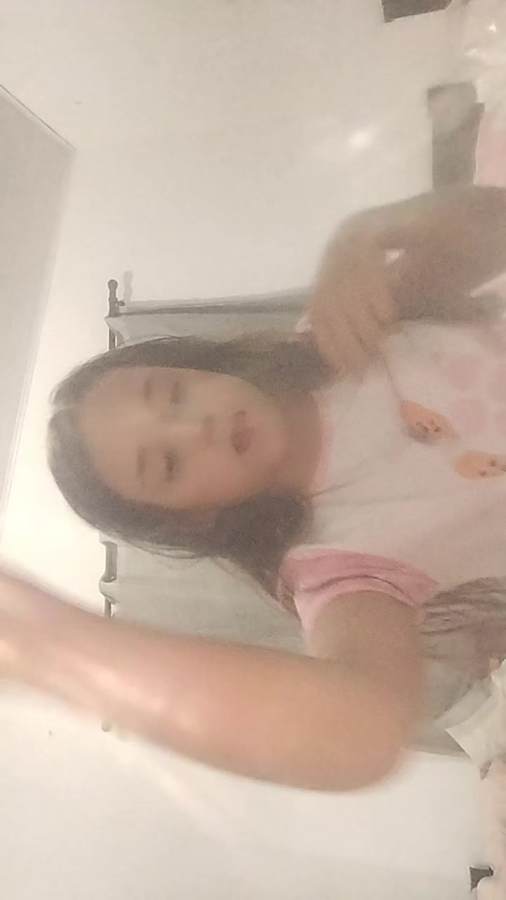 @Valentina