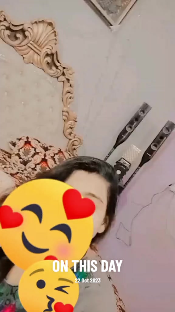 @👑😘Z@!nلاڈلہ😘👑