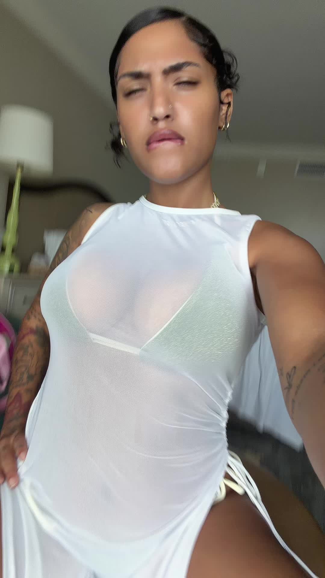 @aniyahalbino