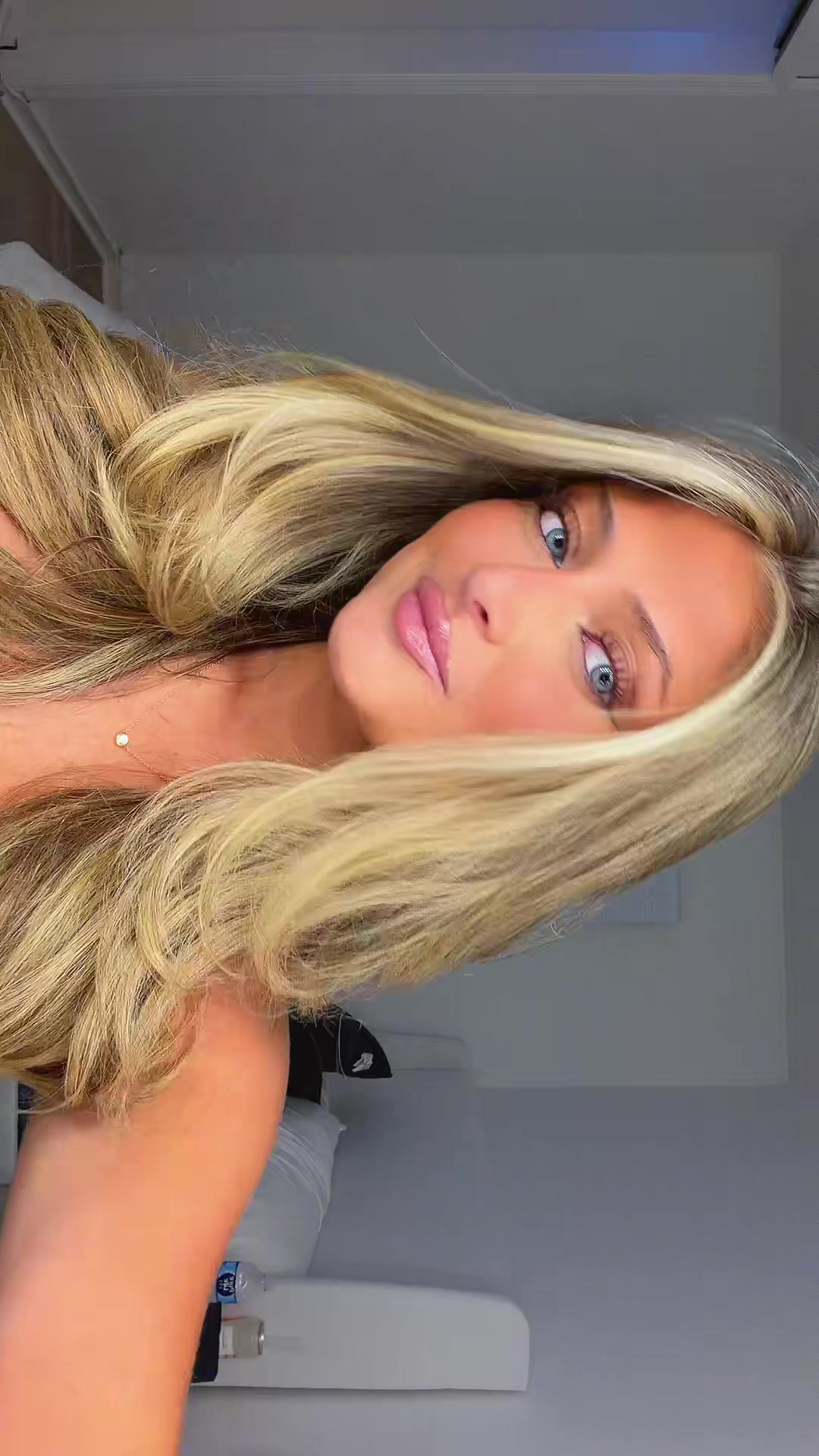 @Izscansarole