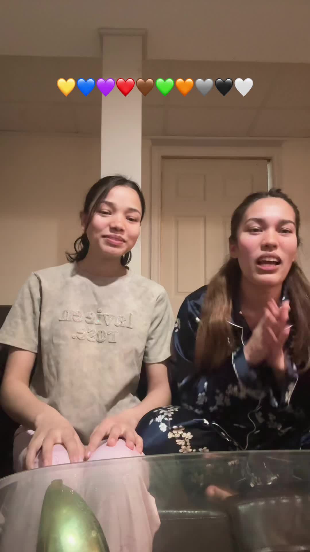 @🫀🦋