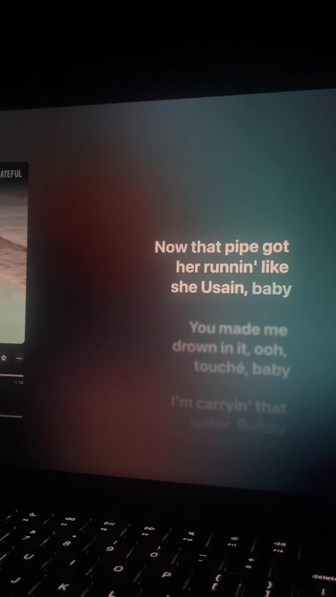 @🎧