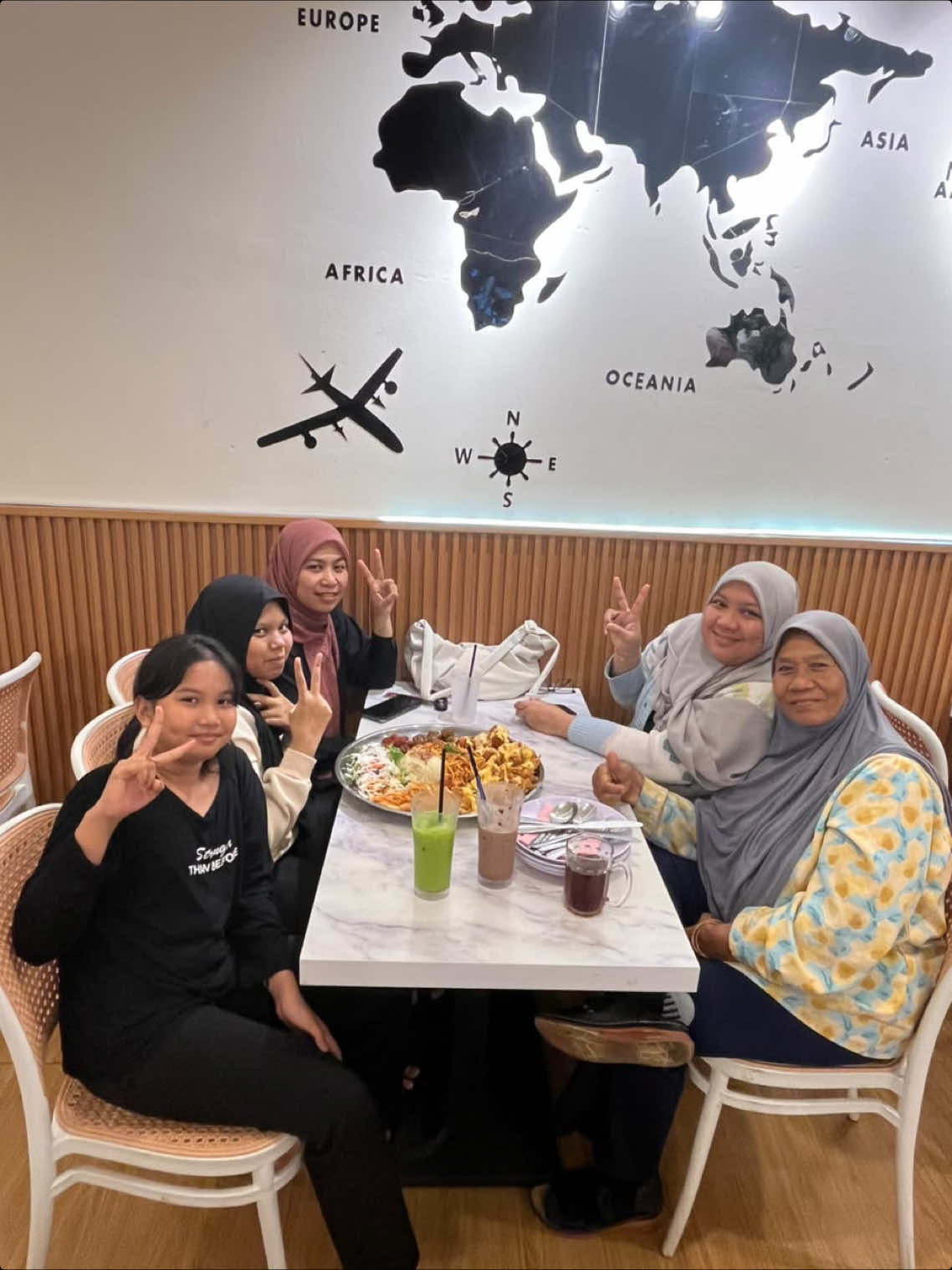 @WARUNG MIAH WESTERN & THAI