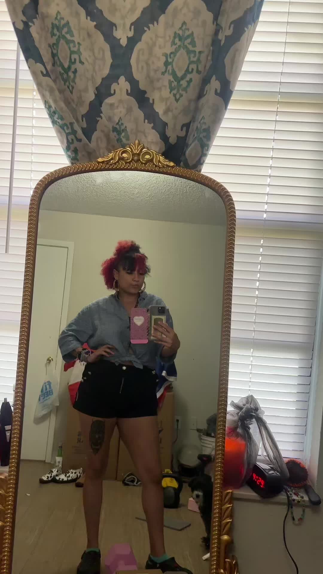 @QueenzRosita