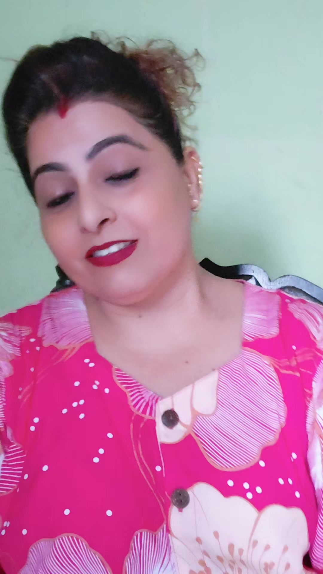 @its- me- juna(स्याङ्जालि चेली)