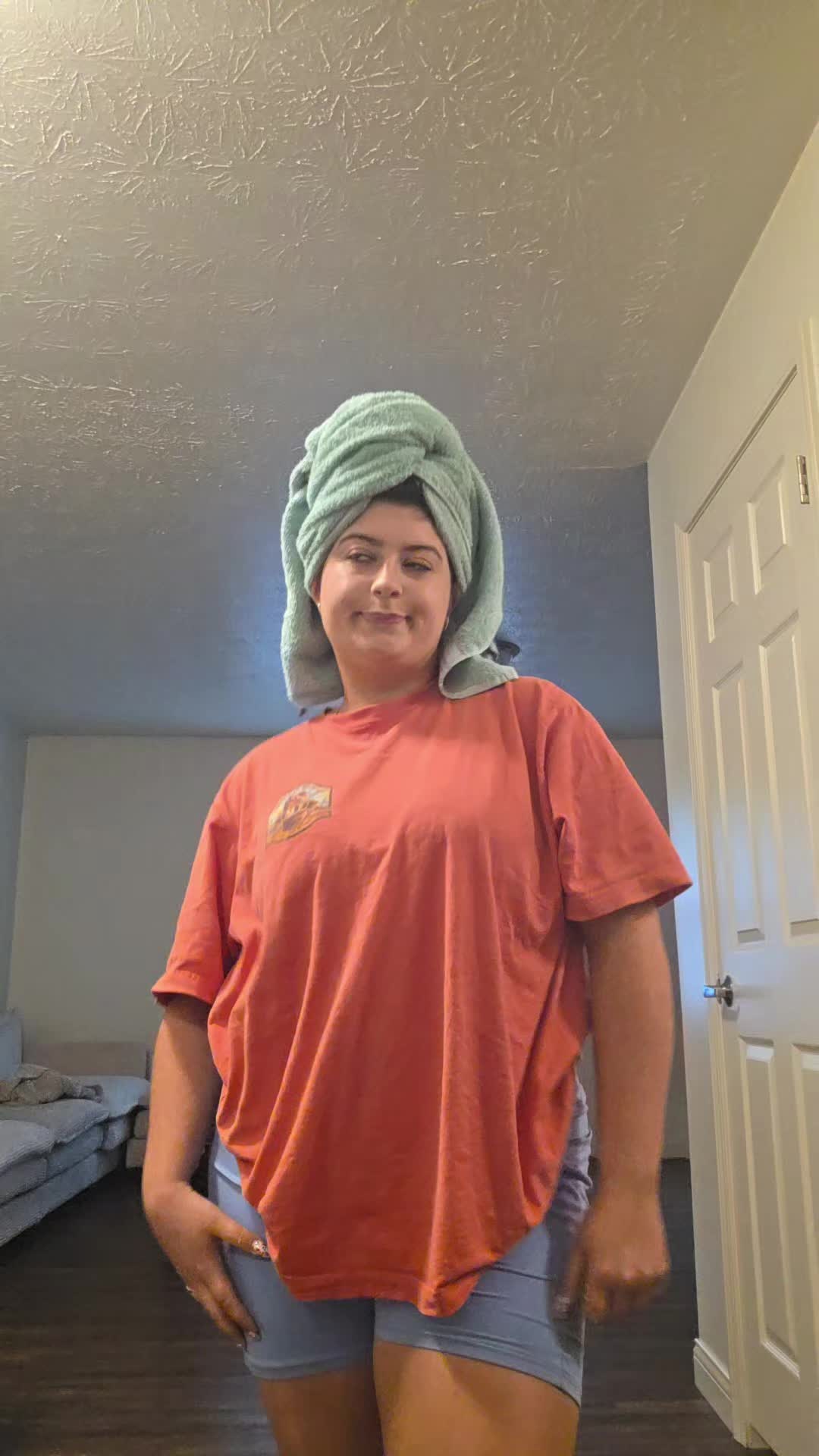 @haileyneal5