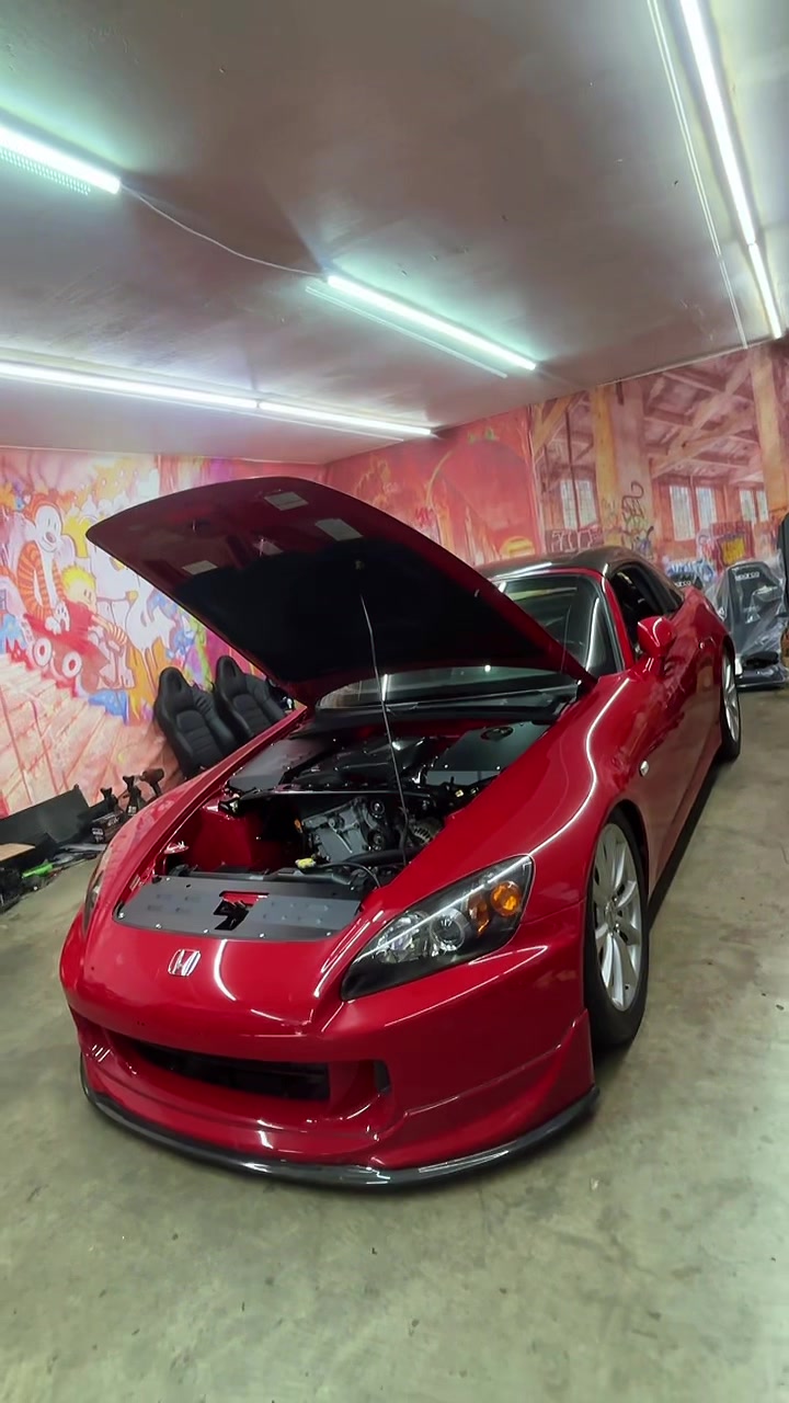 @UpNextMotorsports