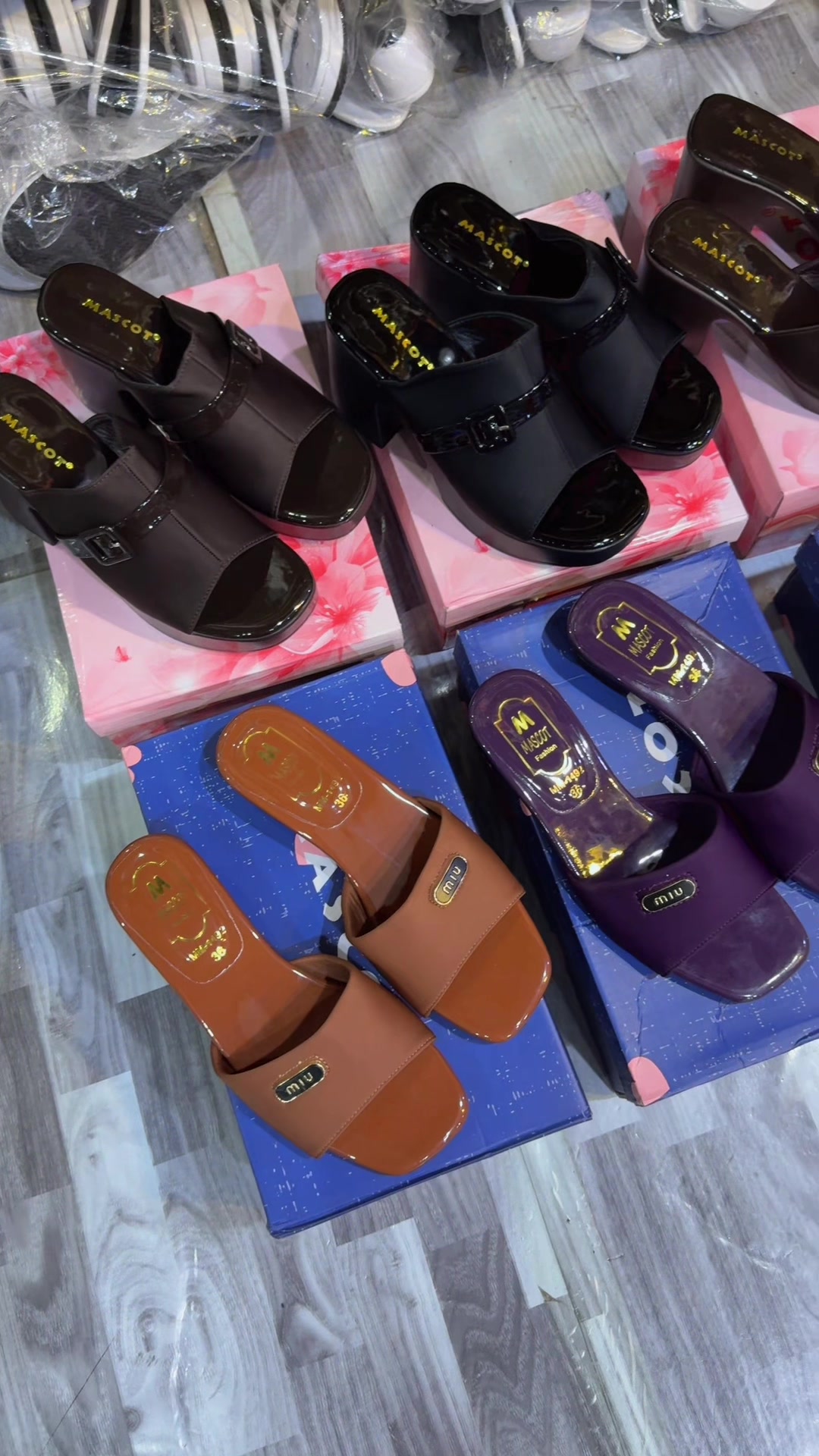 @Kitty Footwear- မိန်းလမ်းဆိုင်