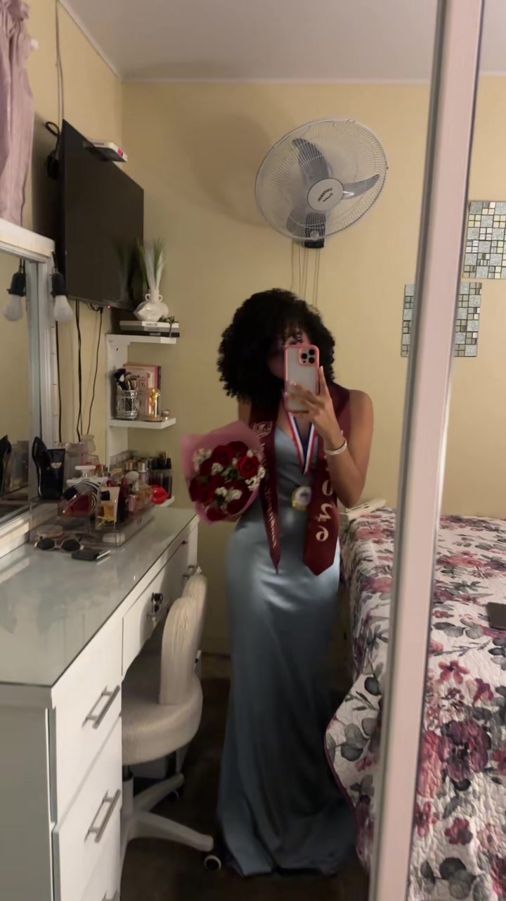 @rosaa.