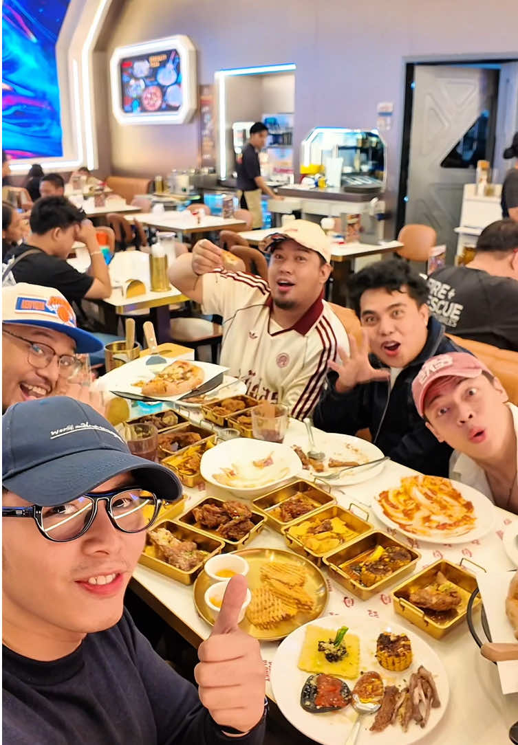 @Let&rsquo;s Eat Mga Paps!