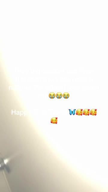 @💛&hearts;️It&rsquo;sE!💚🖤