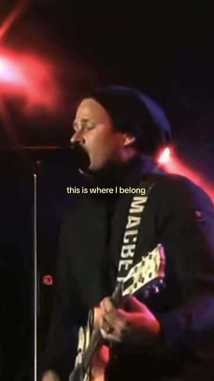 @Blink-182 Fan Page