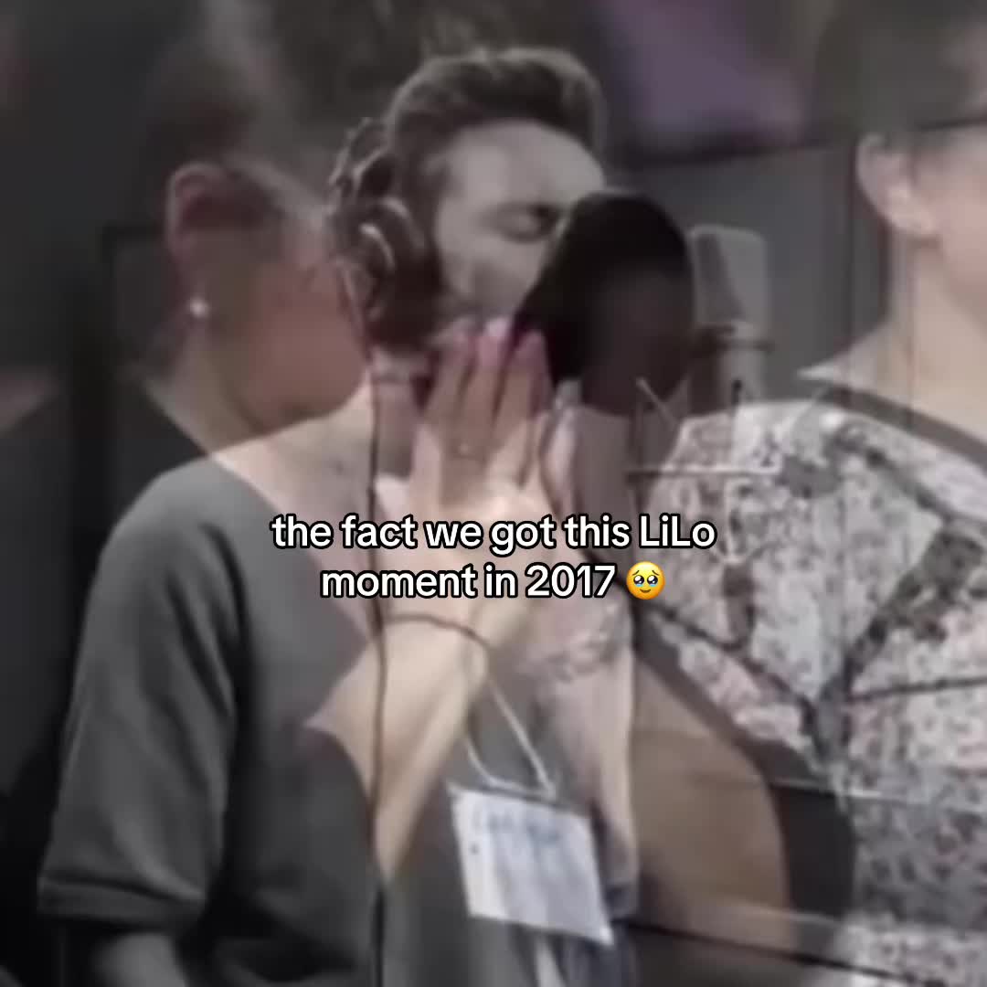 @Լყռ 💜❯❯❯❯