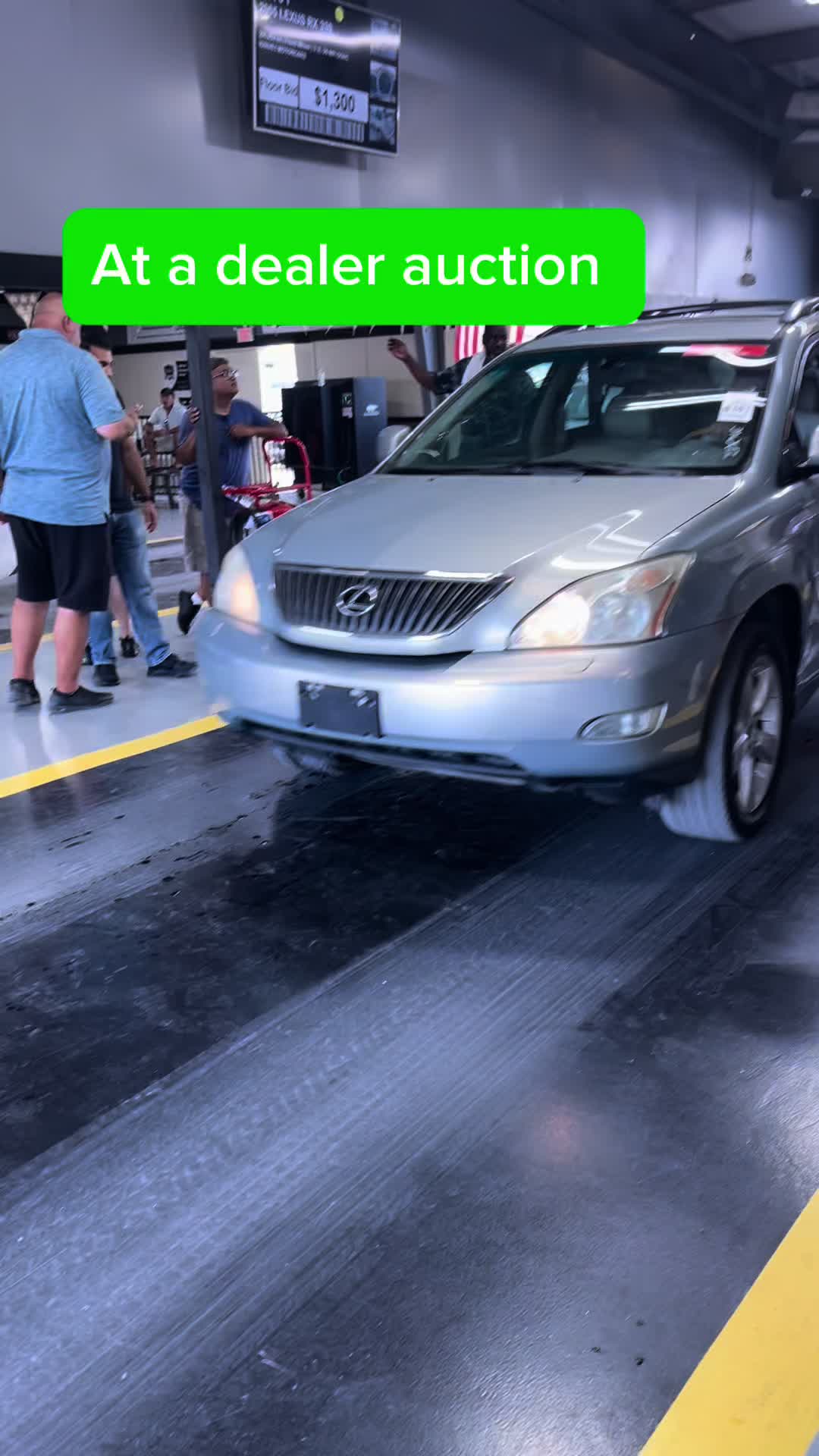 @l.guzman_2003 Luis G