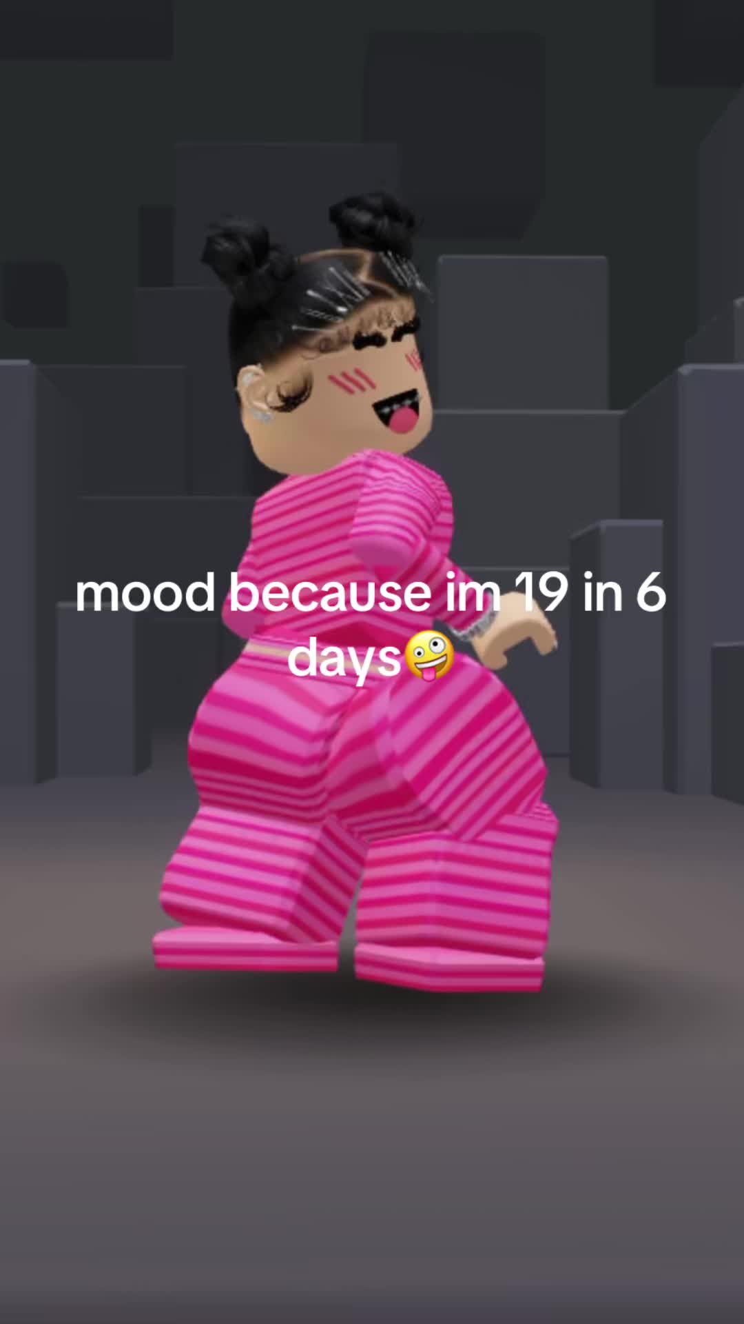 @⃟