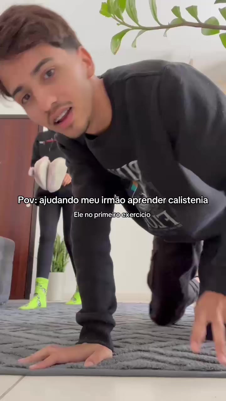 @Gisella