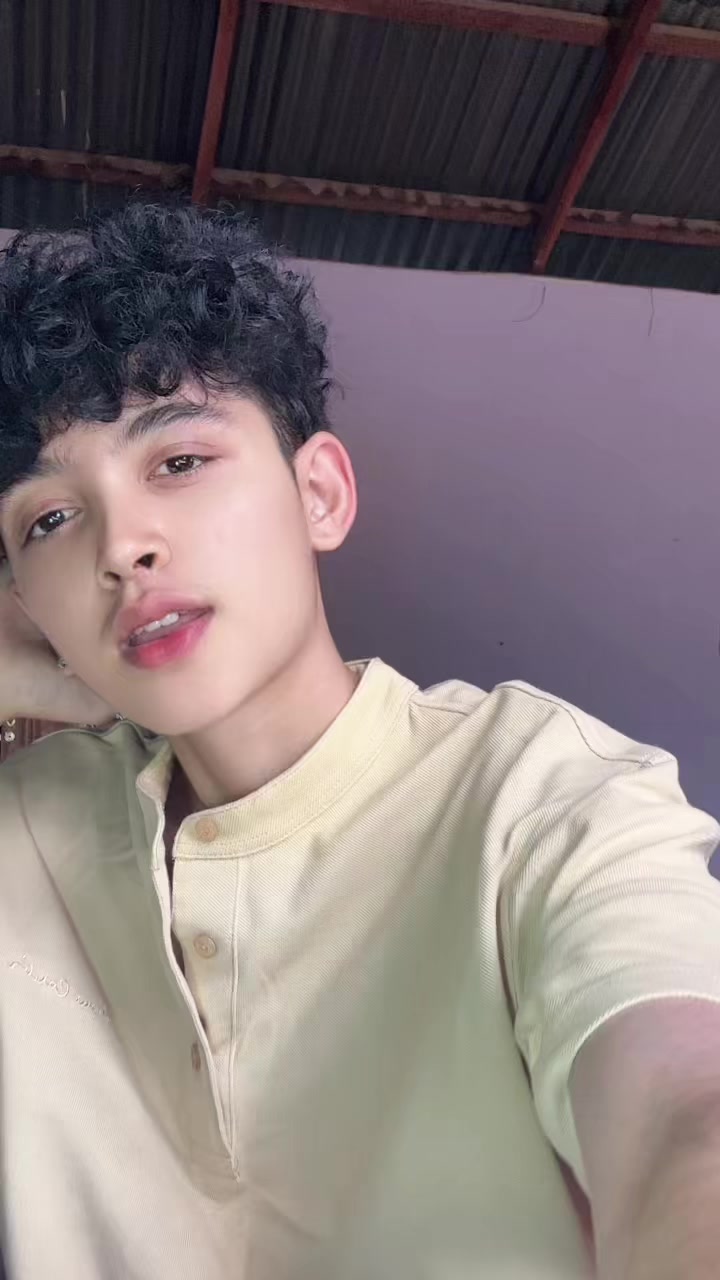 @🧑🏻&zwj;🦱