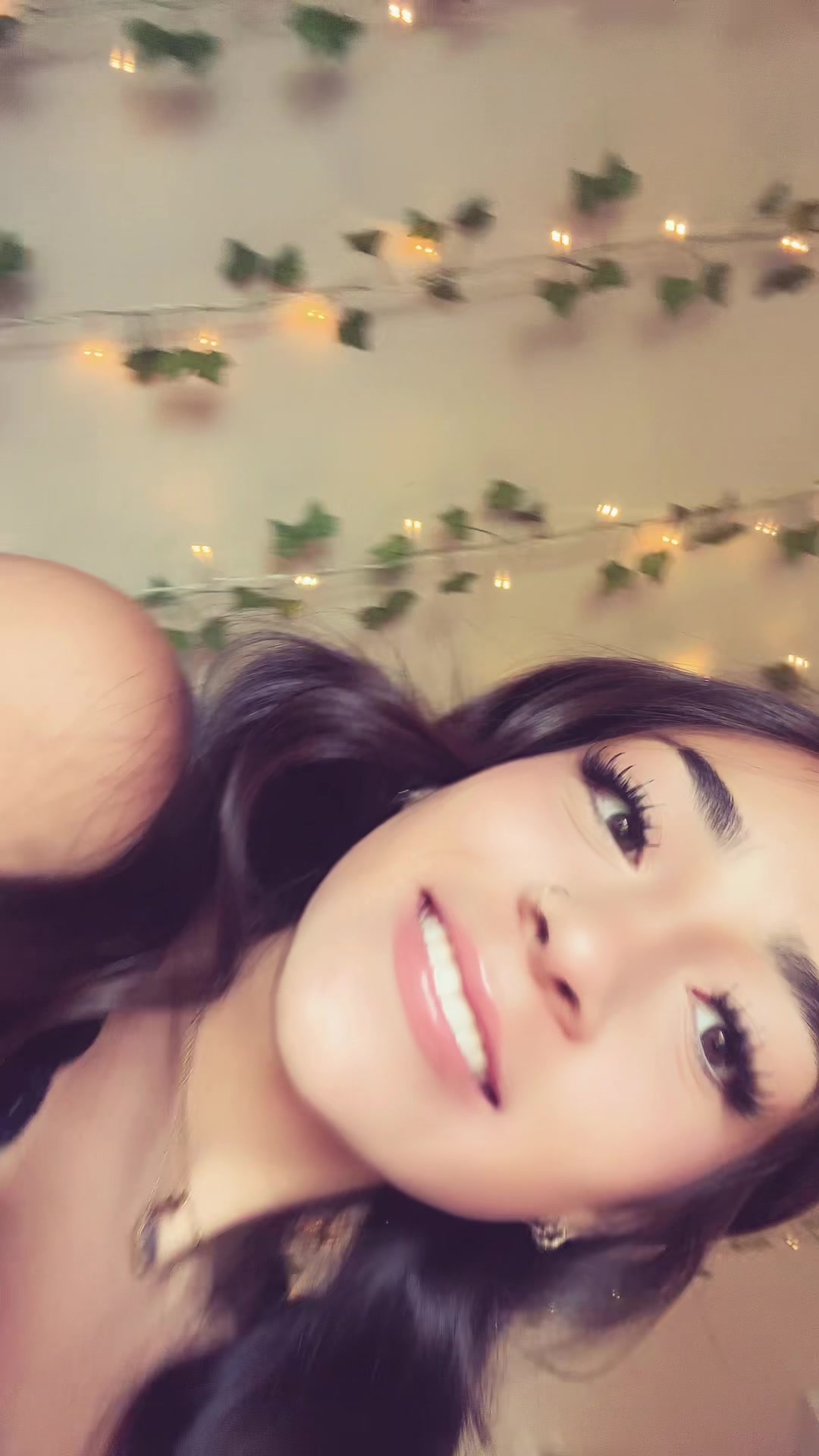 @️