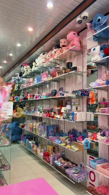 @glowy online store