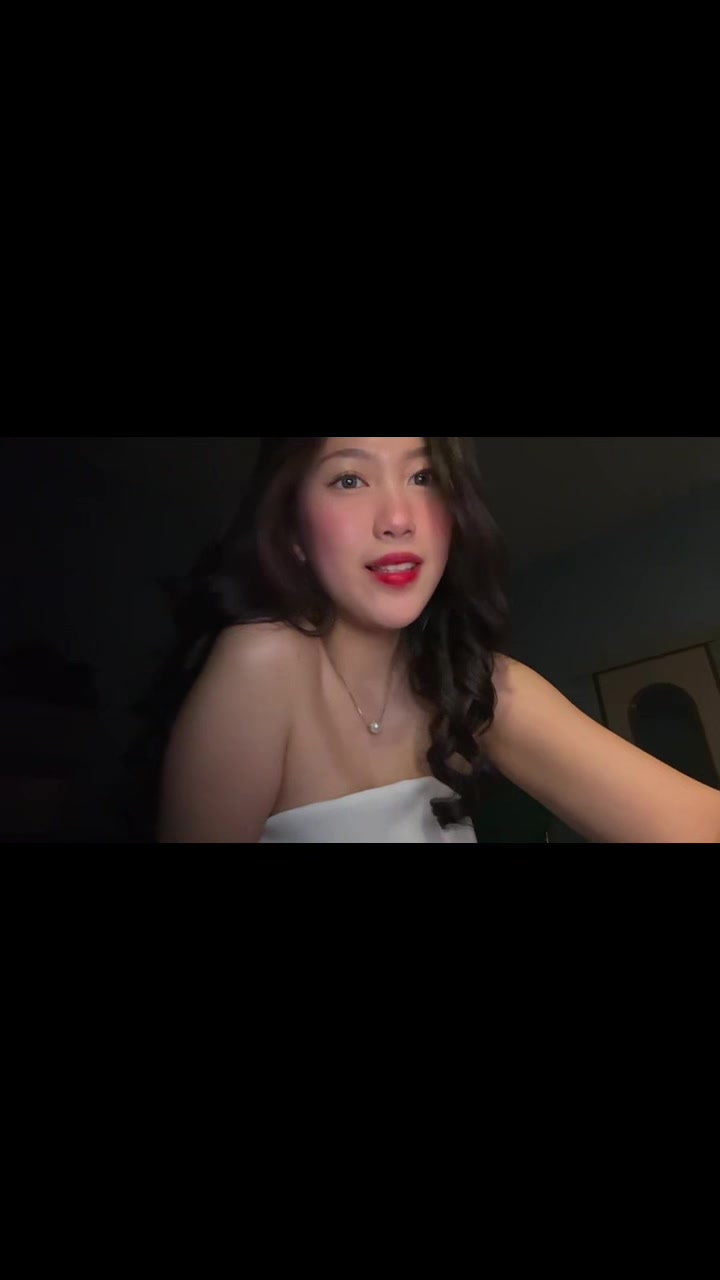 @jesslynastrella