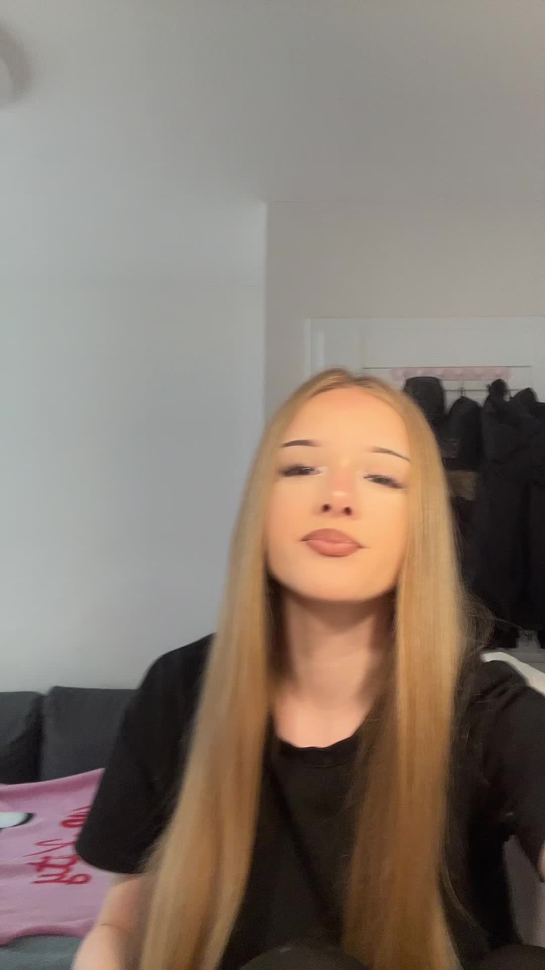 @𝓘𝓰𝓾𝓼𝓲𝓪 💕