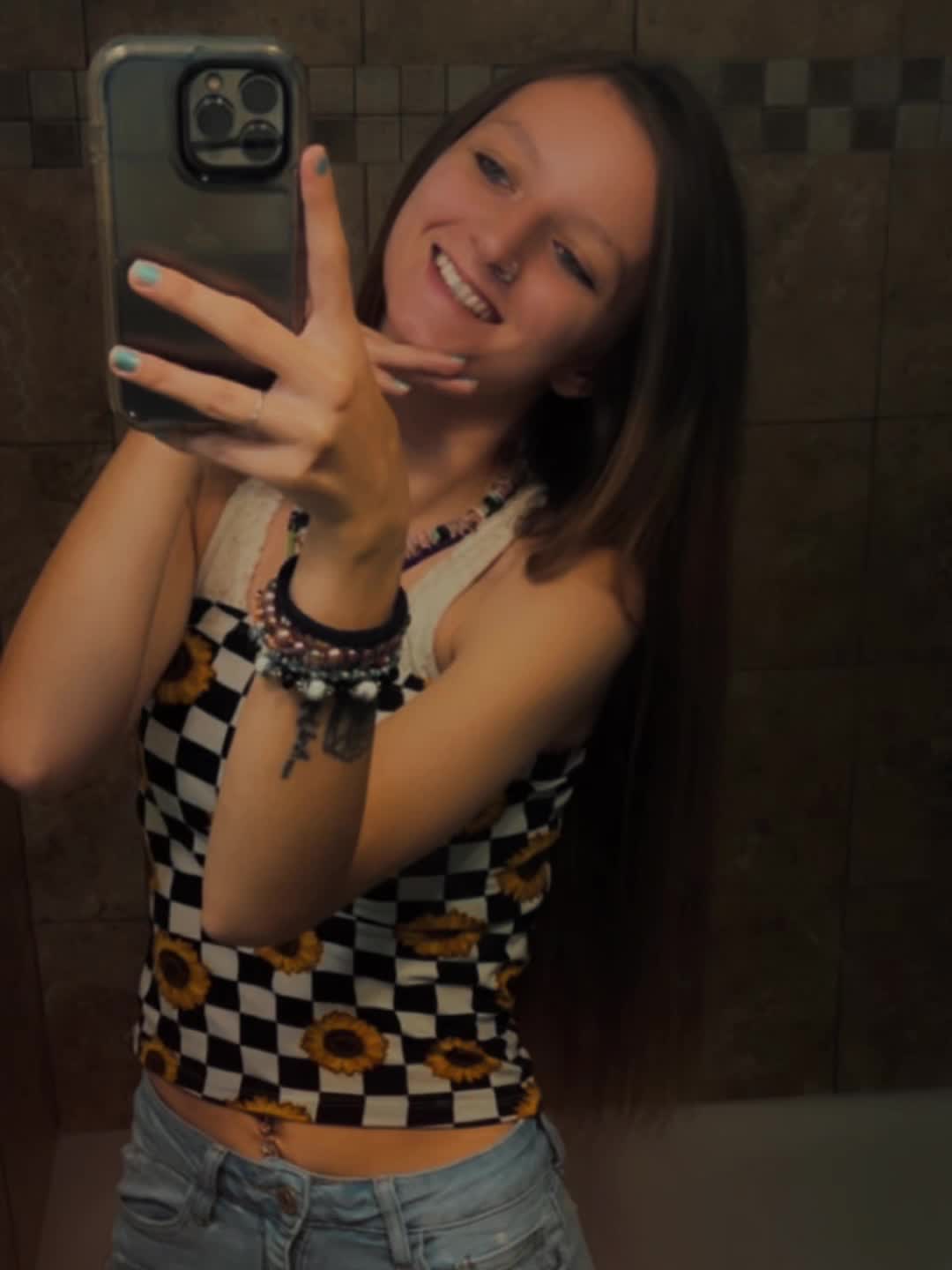 @lindsey_brie
