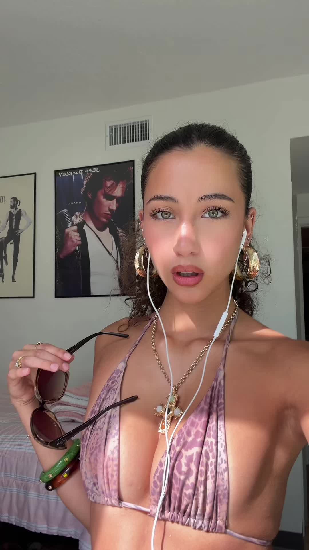 @Aiyana