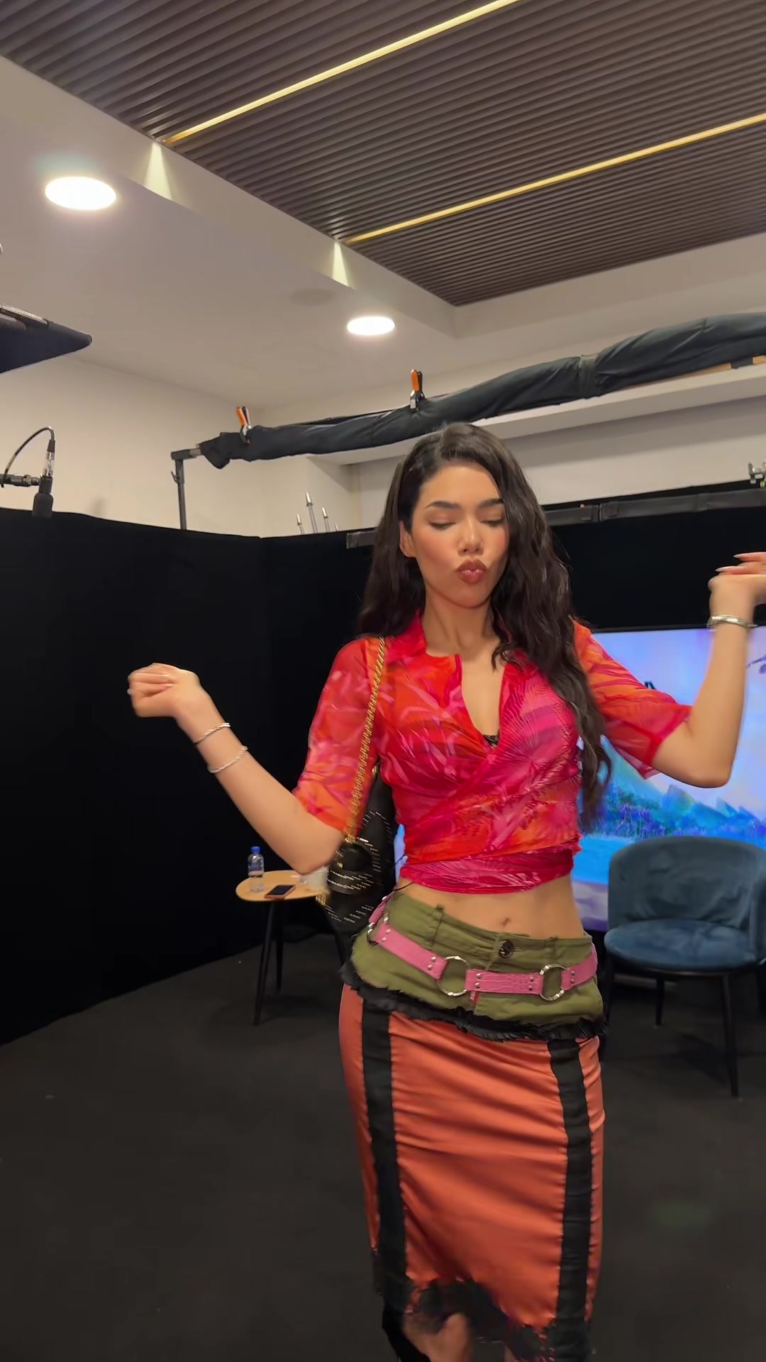 @KeniaOs
