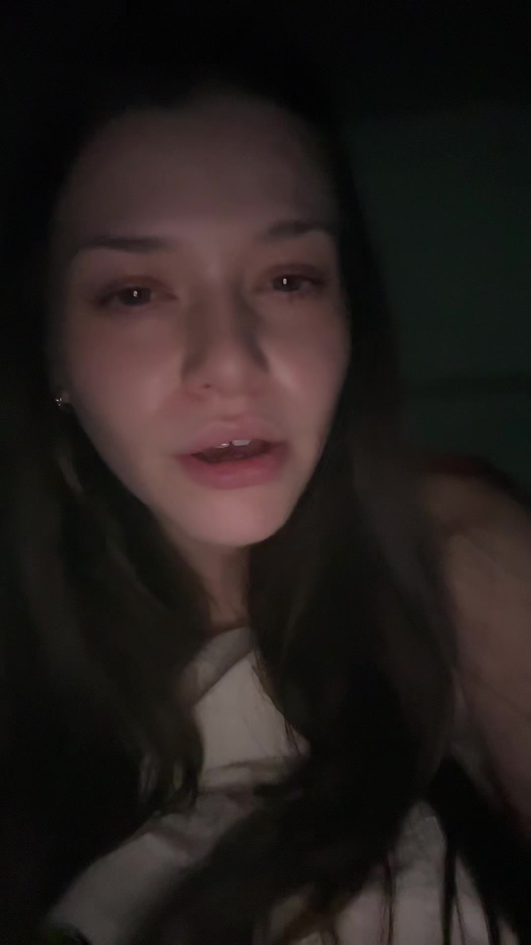 @Laragff