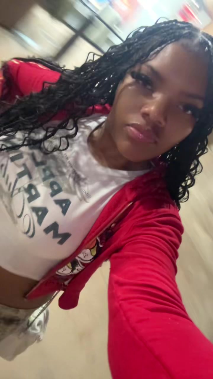@thatgirlcycy8_
