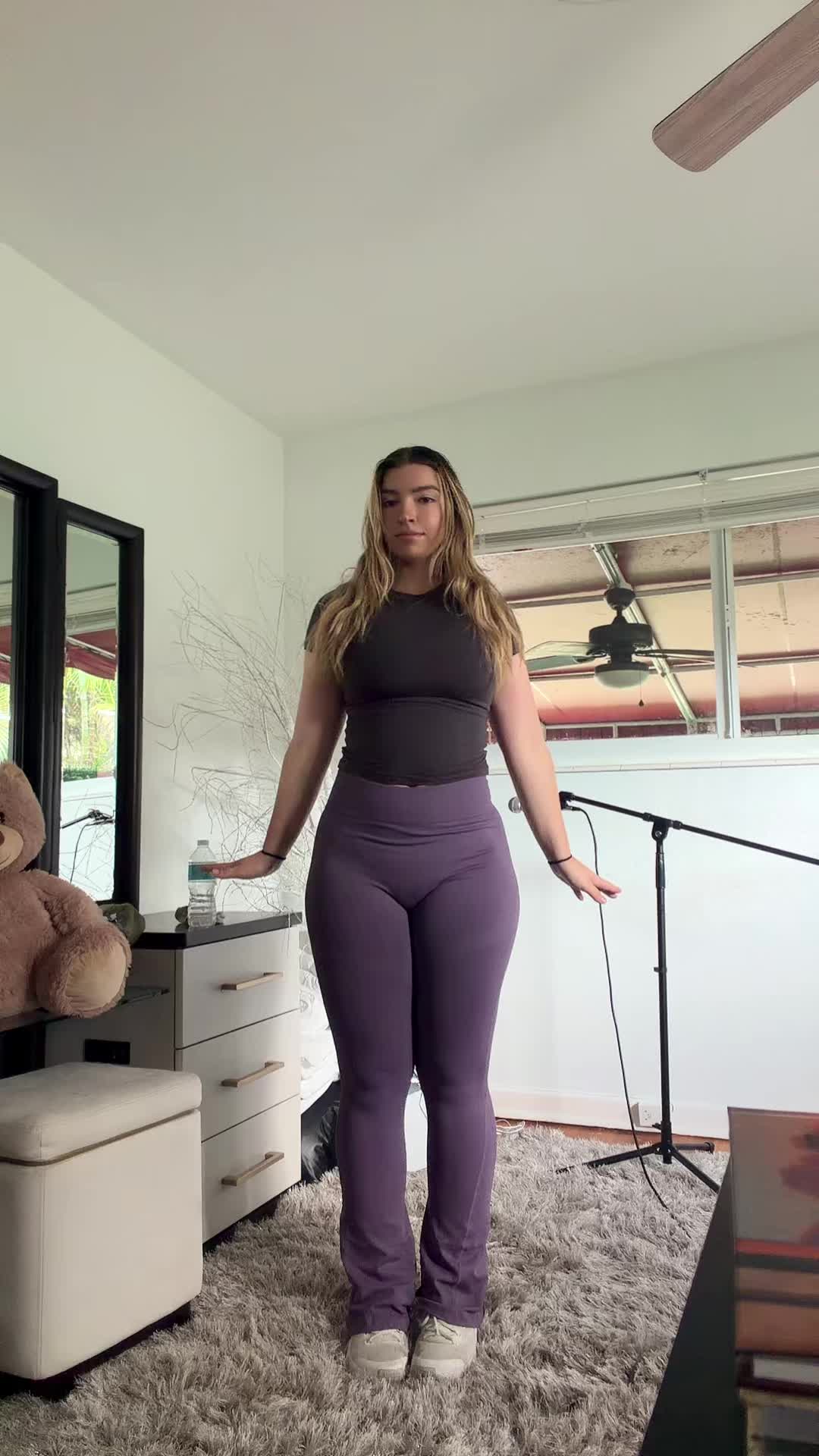 @hellcatqueenz