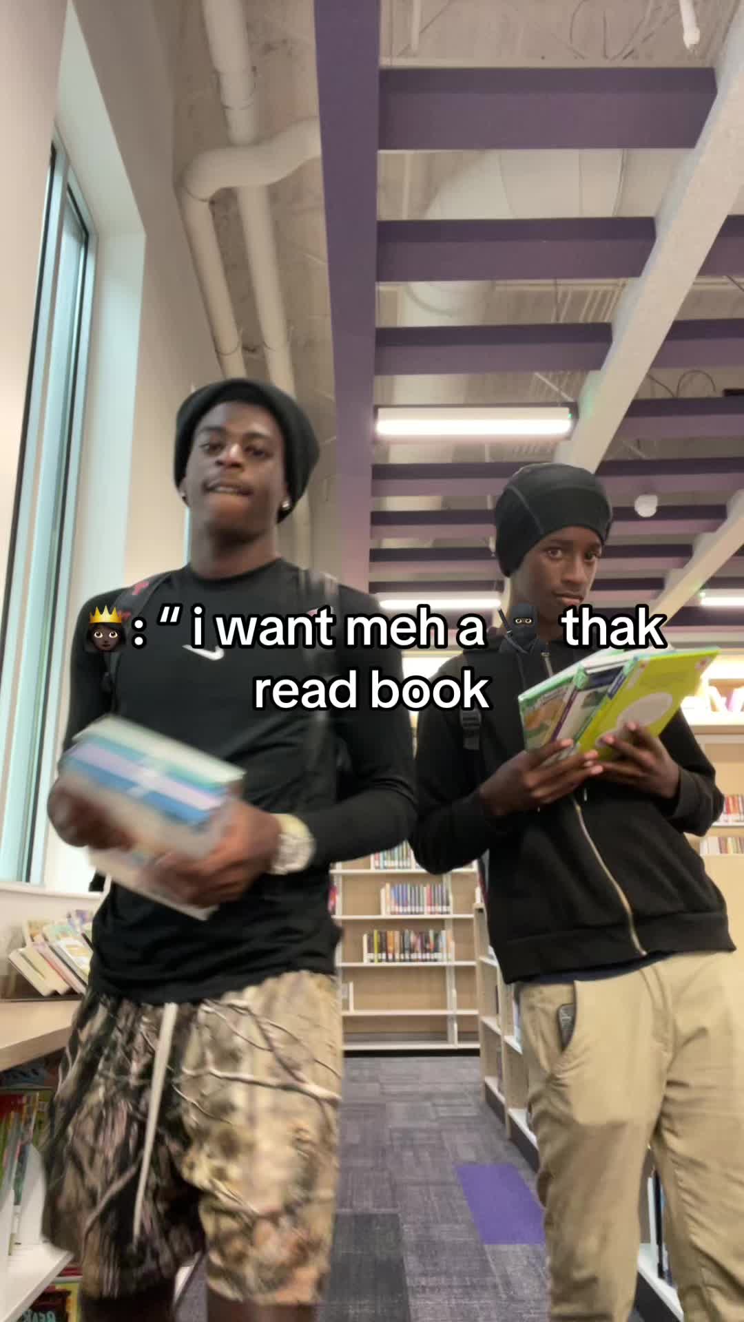 @👣👶🏿 .