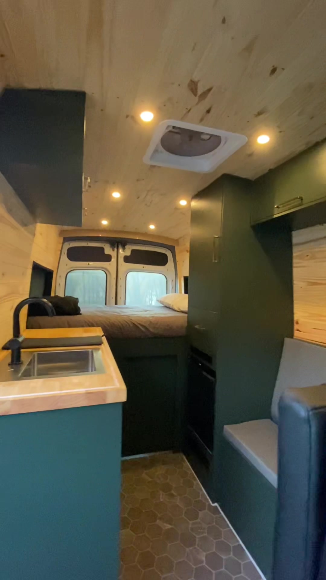 @Q Campervans