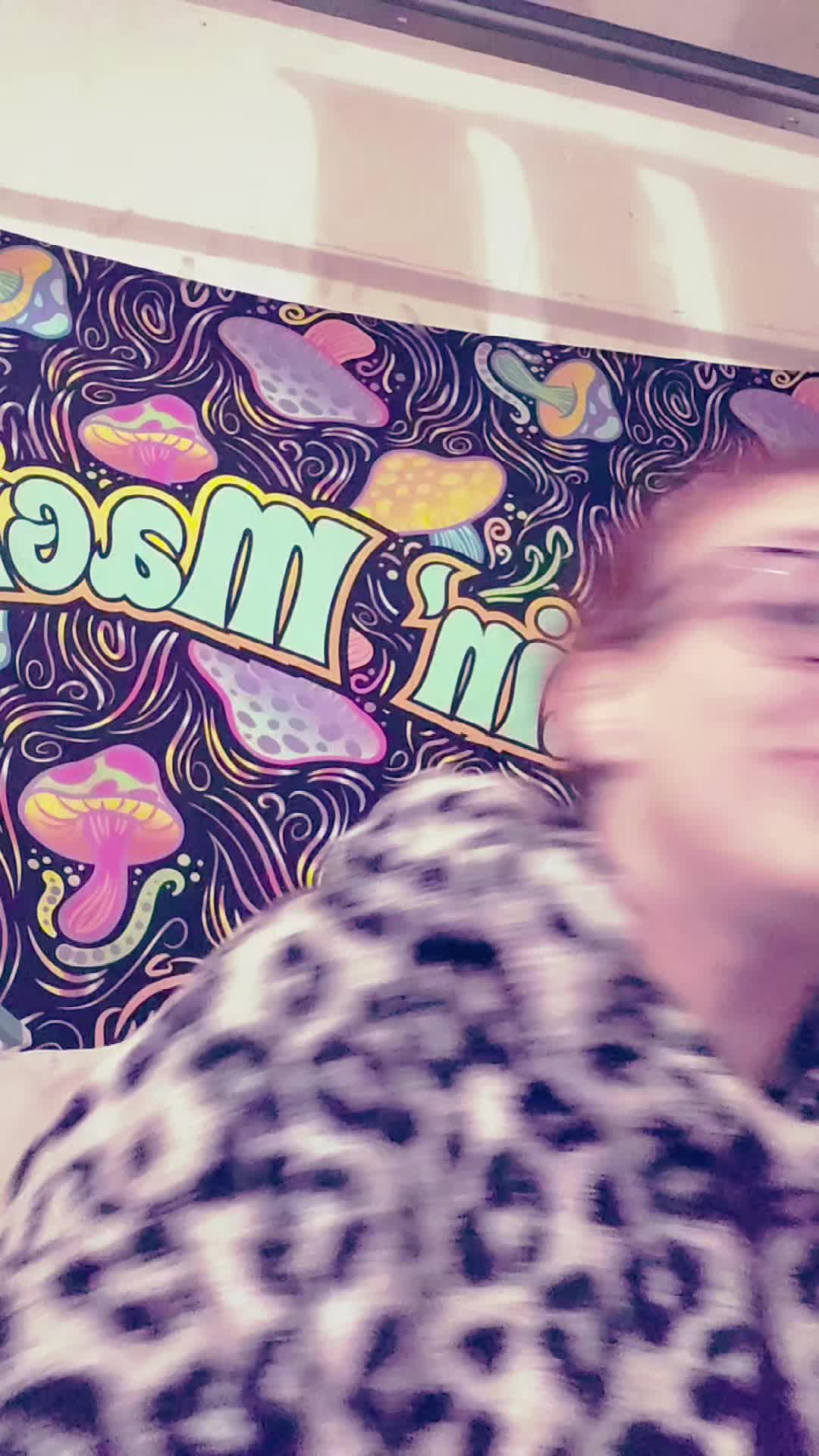 @twizzy_little_mermaid