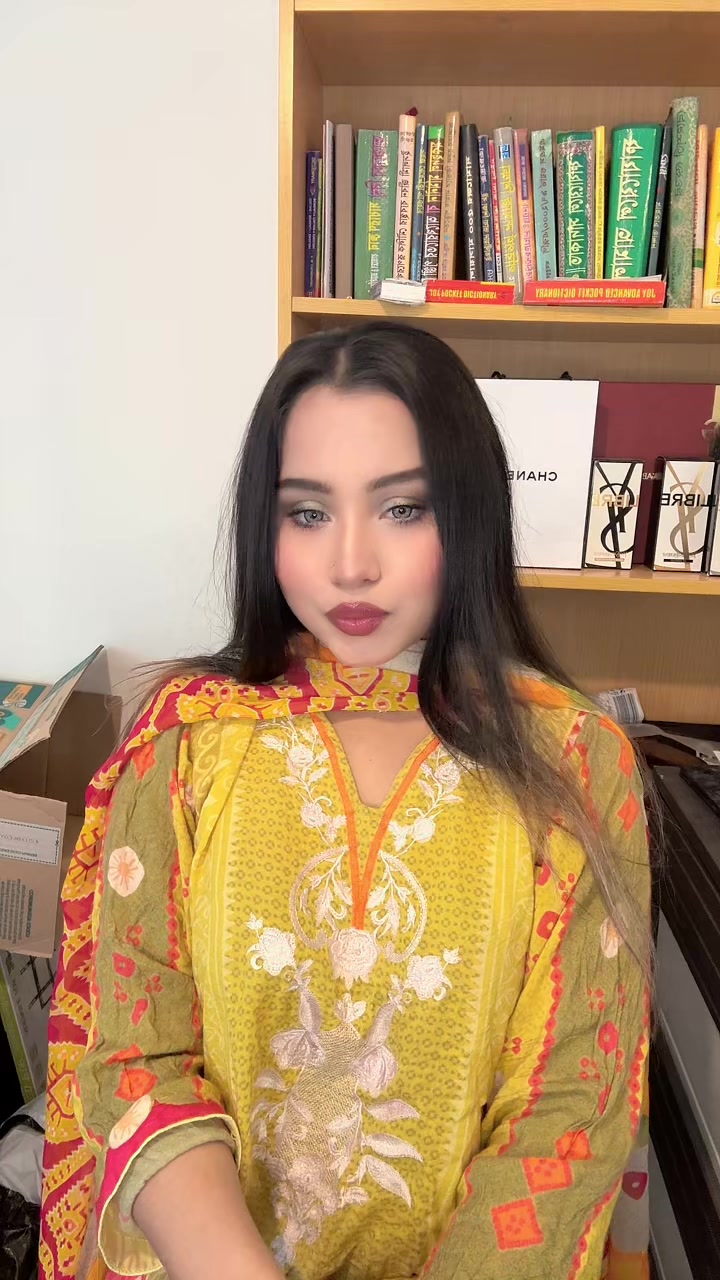@Eyana Khan