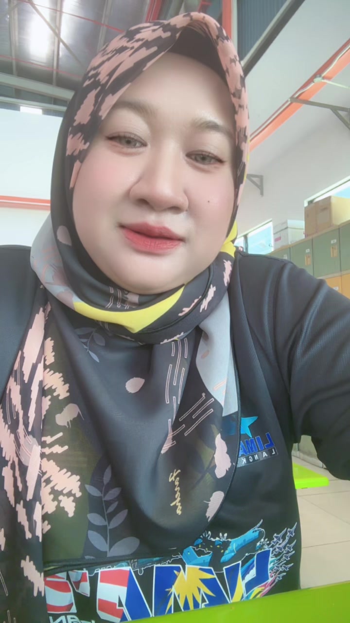 @ˢᶜᵒʳᵖⁱᵒⁿ_ᴳⁱʳˡ🦂