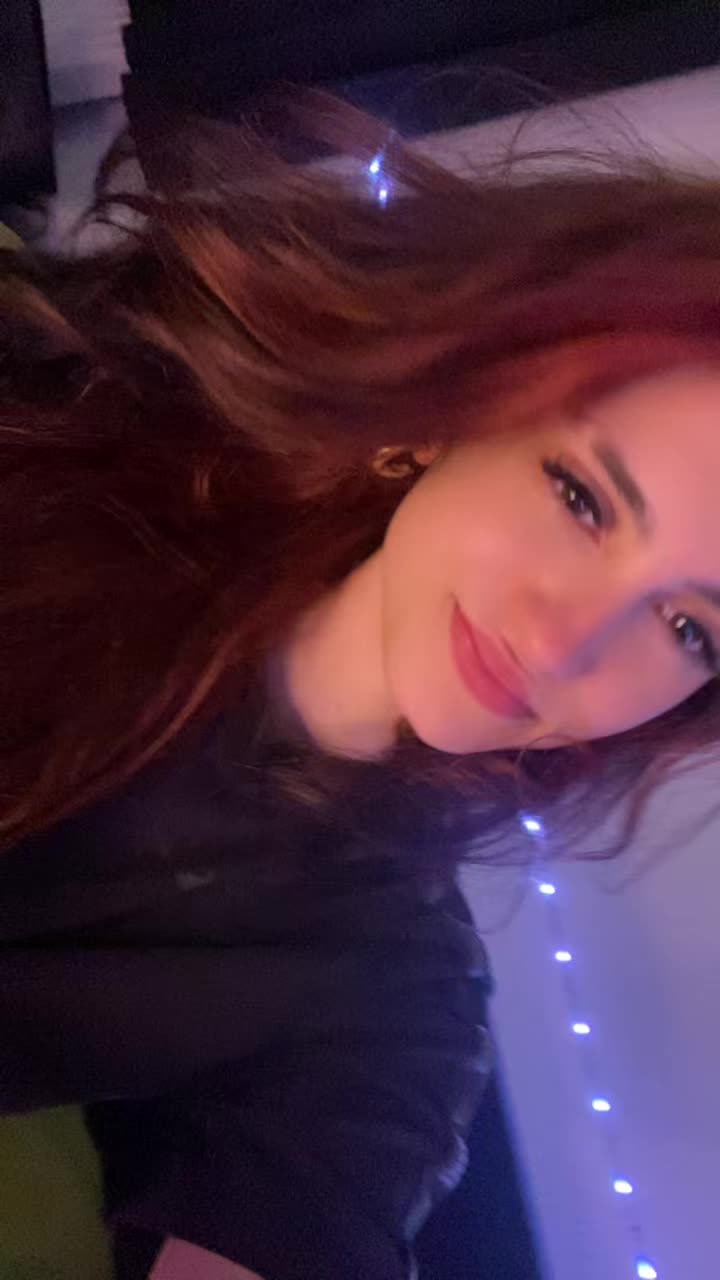 @Julie❦